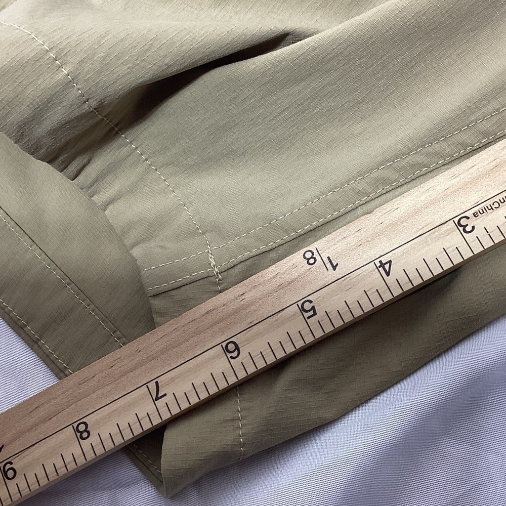 Carhartt Women's Cargo Shorts Size 12 in Black and Tan Flawed* - Picture 3 of 15